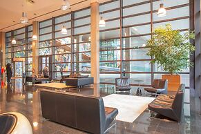 VIP Executive Art's Hotel