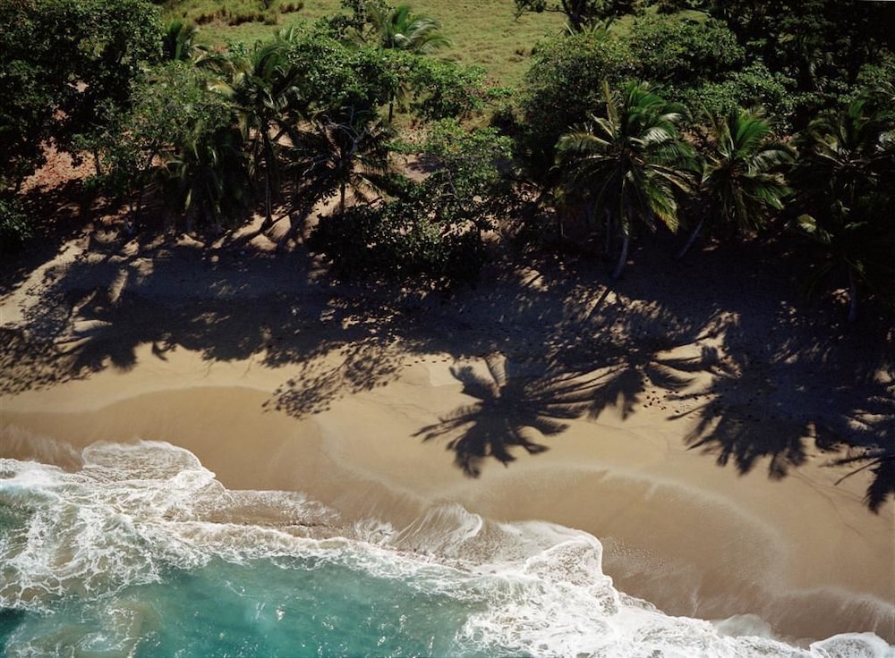 Sea Horse Ranch Luxury Resort