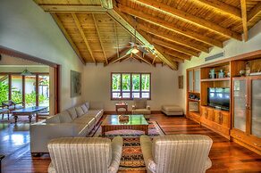 Sea Horse Ranch Luxury Resort