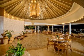 Sea Horse Ranch Luxury Resort