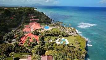 Sea Horse Ranch Luxury Resort