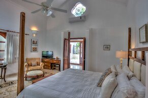 Sea Horse Ranch Luxury Resort