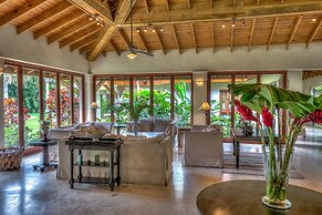 Sea Horse Ranch Luxury Resort
