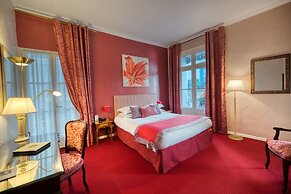 Hotel d'Aragon - Place de la Comédie