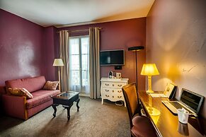 Hotel d'Aragon - Place de la Comédie