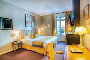 Hotel d'Aragon - Place de la Comédie