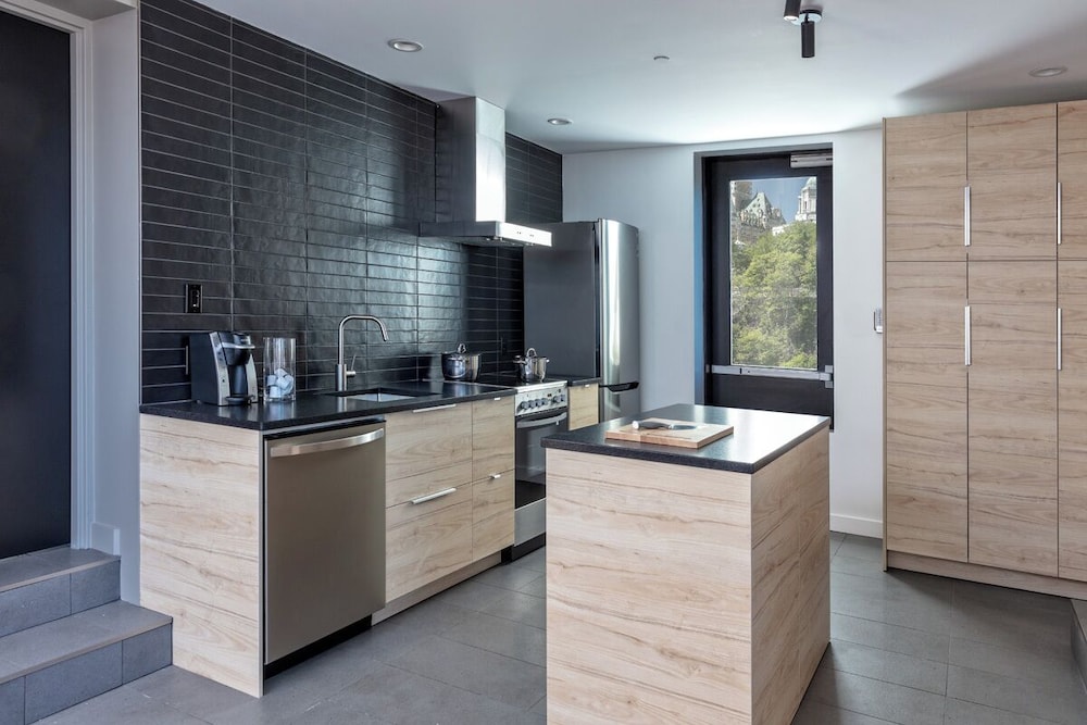 Hotel 71 by Preferred Hotels & Resorts