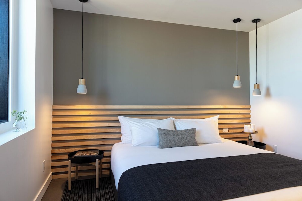 Hotel 71 by Preferred Hotels & Resorts