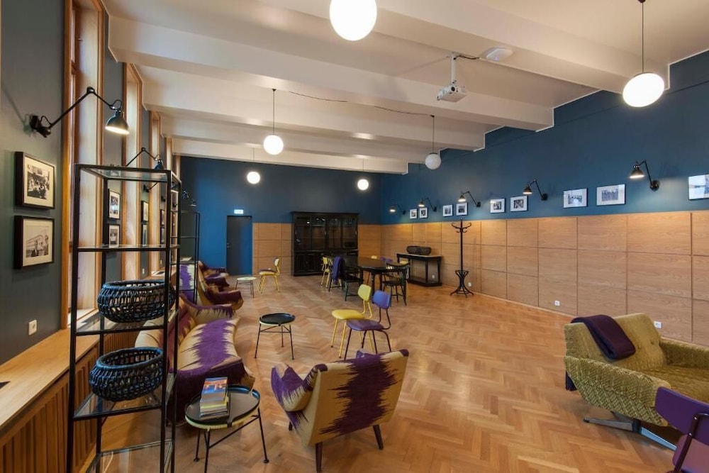 Student hotel & hostel