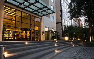 Lemon Tree Premier City Center Gurugram