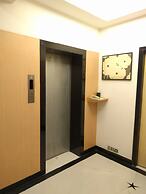 Lemon Tree Hotel, Udyog Vihar, Gurugram