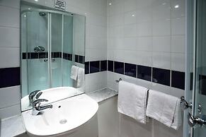 The Metropole Hotel