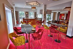 Royal Exeter Hotel