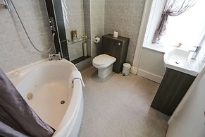 Royal Exeter Hotel