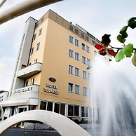 Vintage Hotel Tornese - Business & Events