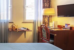 Vintage Hotel Tornese - Business & Events
