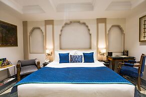 Hotel Bawa Continental