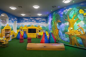 Leonardo Laura Beach & Splash Resort