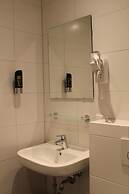 Aston City Hotel
