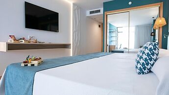 Evenia Olympic Suites