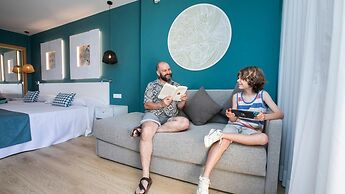 Evenia Olympic Suites