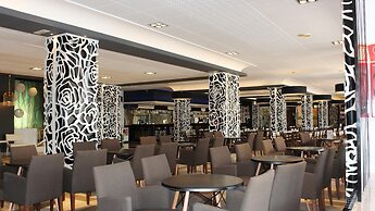 Evenia Olympic Suites