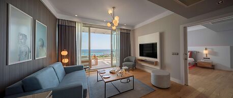 Lara Barut Collection-Ultra All Inclusive