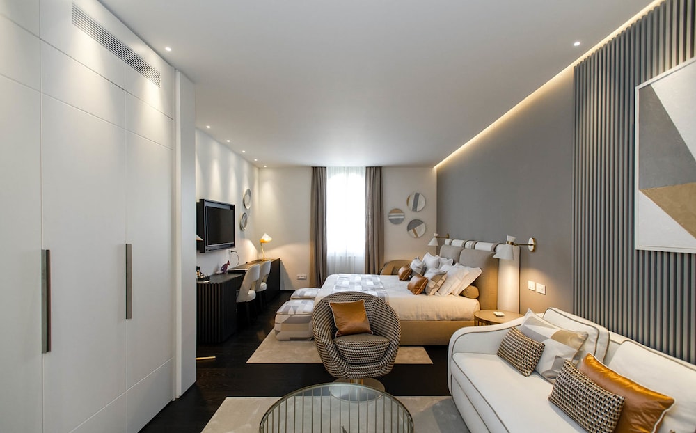 Hotel Byron
