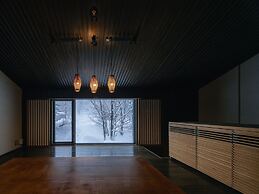 OTARU RETREAT by Onko Chishin