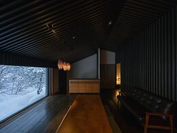 OTARU RETREAT by Onko Chishin