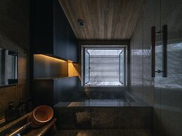 OTARU RETREAT by Onko Chishin