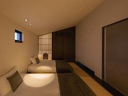 OTARU RETREAT by Onko Chishin