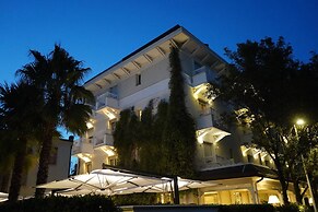 Suite Hotel Maestrale
