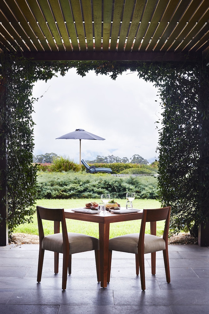 Spicers Peak Lodge