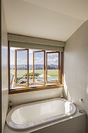 Spicers Peak Lodge