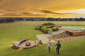 Spicers Peak Lodge
