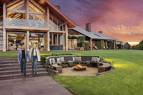 Spicers Peak Lodge