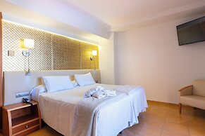 Invisa Hotel La Cala
