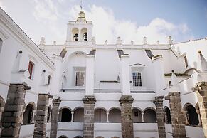 Convento do Espinheiro, Historic Hotel & Spa