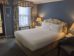 Cotswold Lodge Hotel