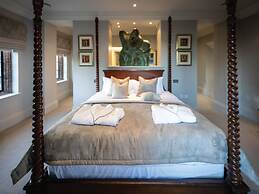 Western House Hotel
