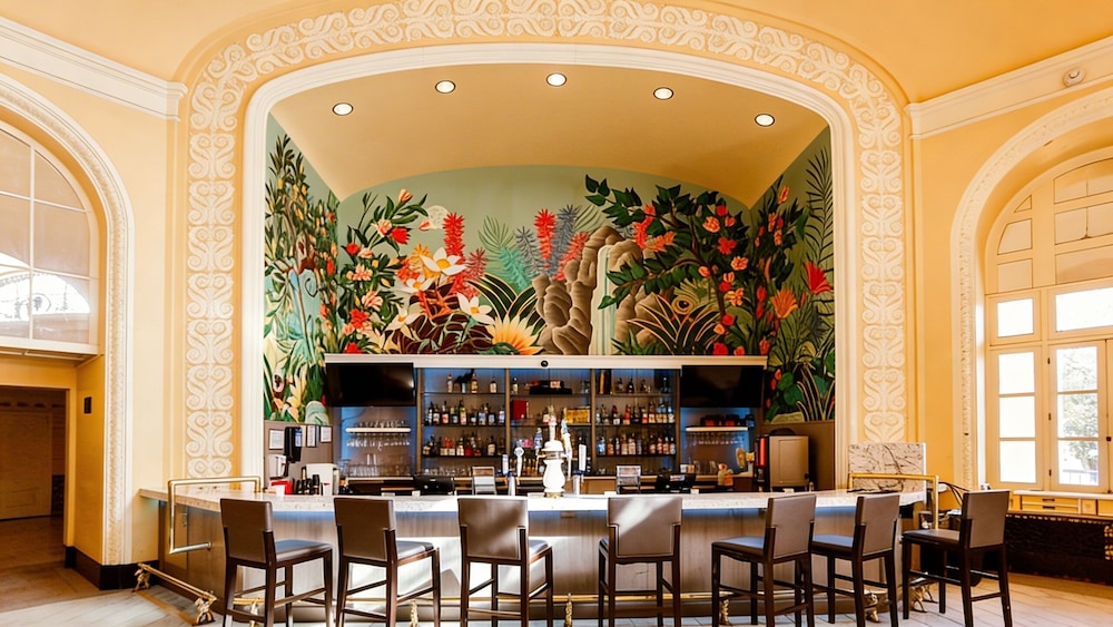 Arlington Resort Hotel and Spa