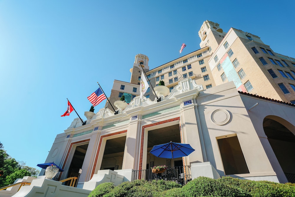 Arlington Resort Hotel and Spa