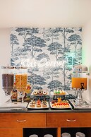 Golden Sands Hotel Apartments