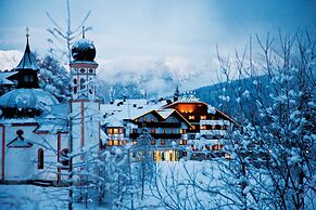 Mountains Hotel