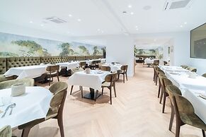 Grand Hotel Normandy by CW Hotel Collection