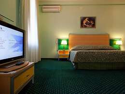 Maxima Irbis Hotel