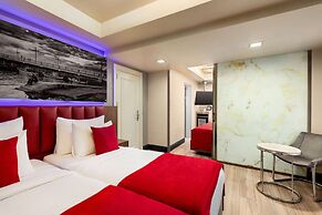 Ramada by Wyndham Istanbul Pera