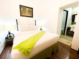 El Carmen Hotel