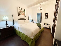 El Carmen Hotel
